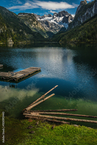 Obraz na płótnie View on Dachstein from Vorderer Gosausee w salonie