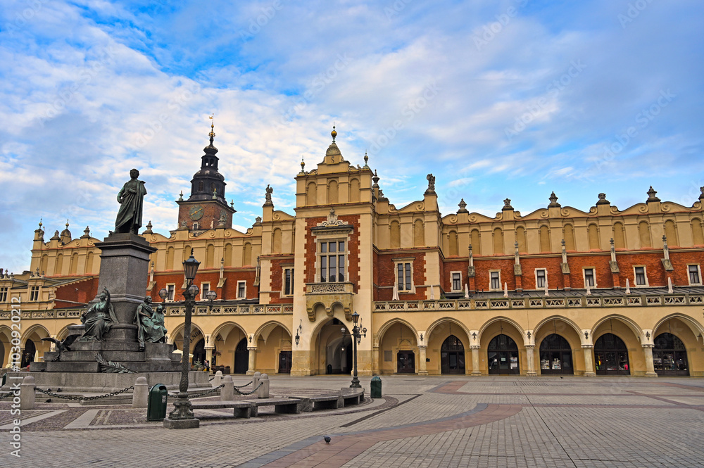 Fototapeta premium Old Sukiennice Krakow main square, Poland