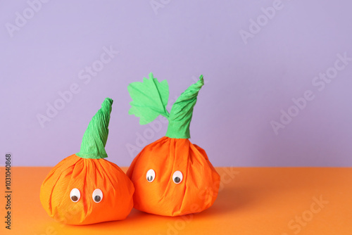Paper pumpkins for Hallowee...