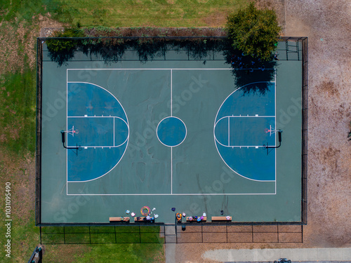 Obraz na płótnie Aerial View of Basketball Court Near Mountain View, San Francisco w salonie