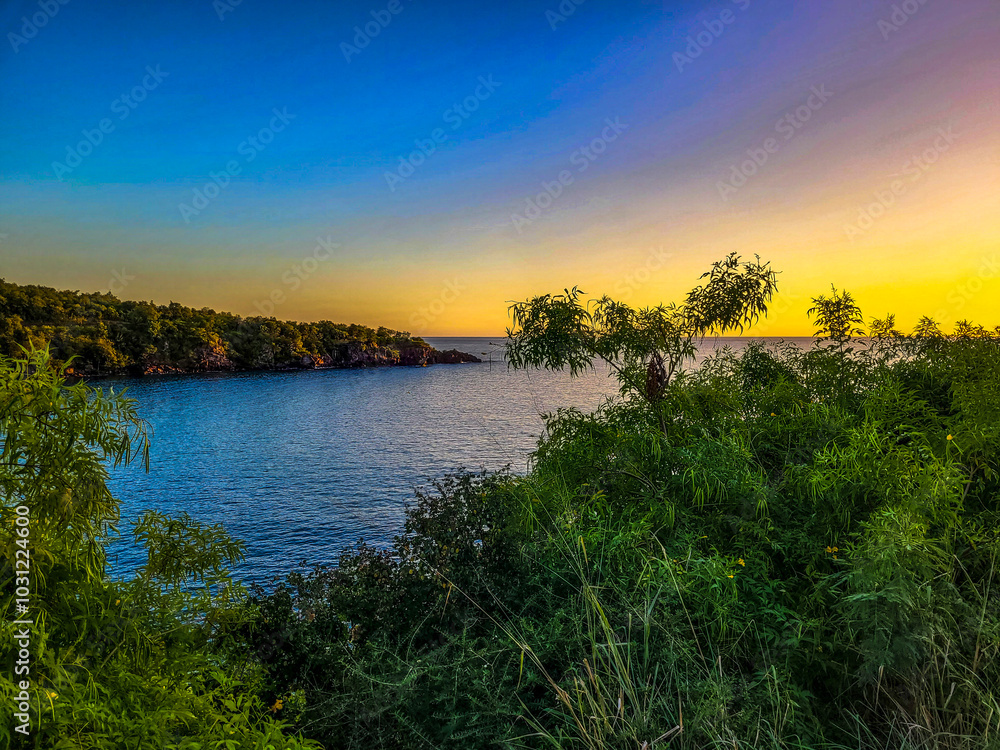 Naklejka premium sunrise over the river