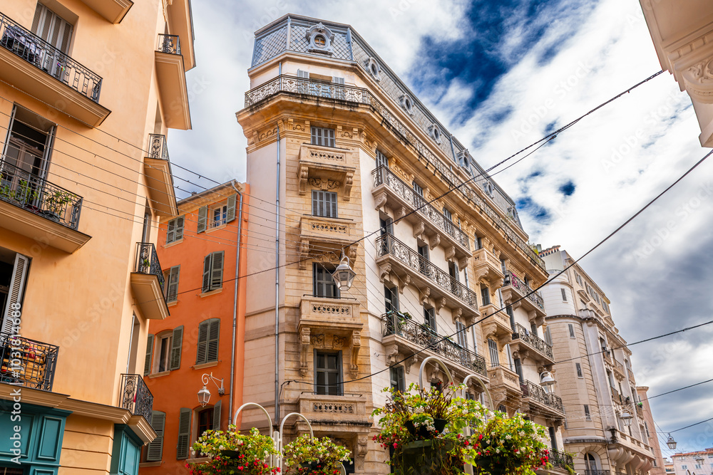 Fototapeta premium Street and facades of the old town of Toulon, in the Var, Provence-Alpes-Côte d'Azur, France.