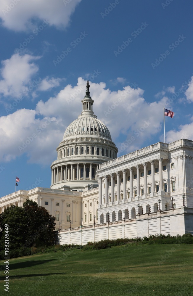 Obraz premium us capitol building, washington, dc, capital, architecture, government, congress, usa, america, landmark, city, senate, white, sky, politics, hill