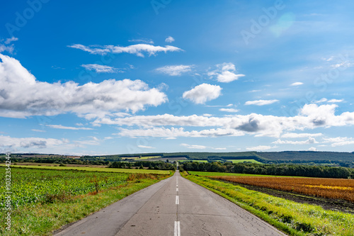 北海道の真っ直ぐな道路