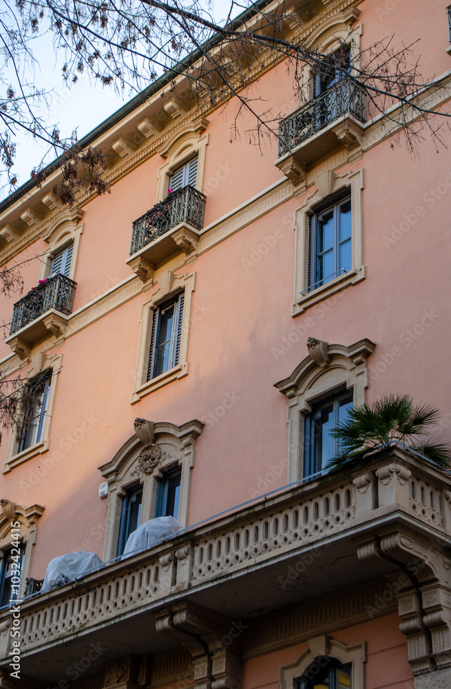 facade of a building, Milano, Italia facade of a building, Milano, Italia