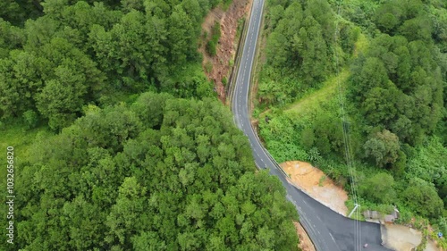 Đà lạt, dalat, da lat, cảnh núi hữu tình có mây, highland drone shots, cloundy  photo