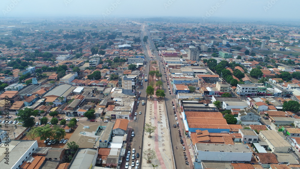 Fototapeta premium Canaã dos Carajás Pará Brasil, construção Av. Weyne Cavalcante