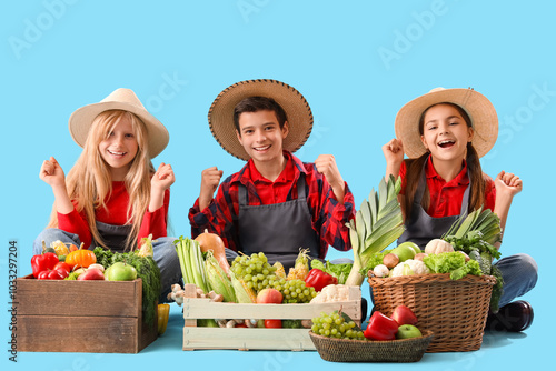Little farmers with fresh f...