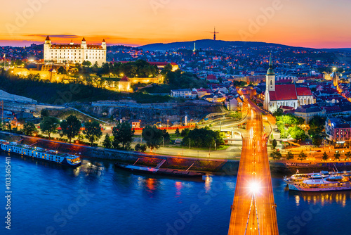 Photography Bratislava, Slovakia - June 2022: City skyline on the shores of the Danube river