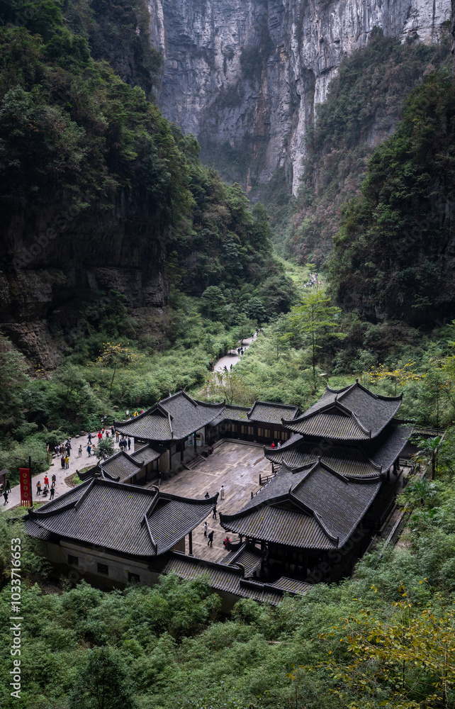 The three natural bridge are a series of natural limestone bridges located in Xiannüshan Town , Wulong District, Chongqing The three natural bridge are a series of natural limestone bridges located in Xiannüshan Town , Wulong District, Chongqing