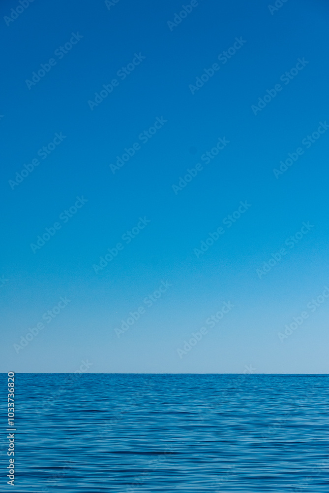 Obraz premium sea ​​and waves at Iceland's shores