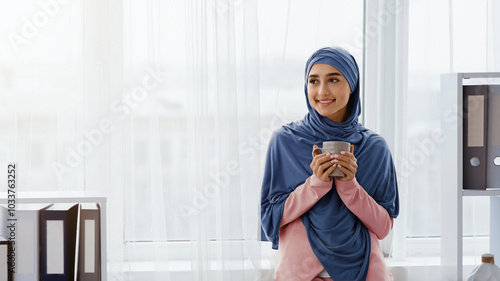 Office Relax. Portrait of arabic businesswoman with tea cup in hands, having break in work, panorama with free space