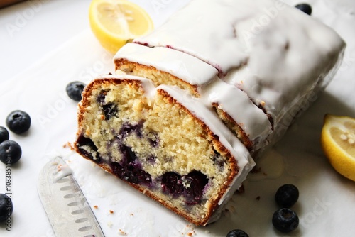 Lemon & Blueberry Cake Homemade