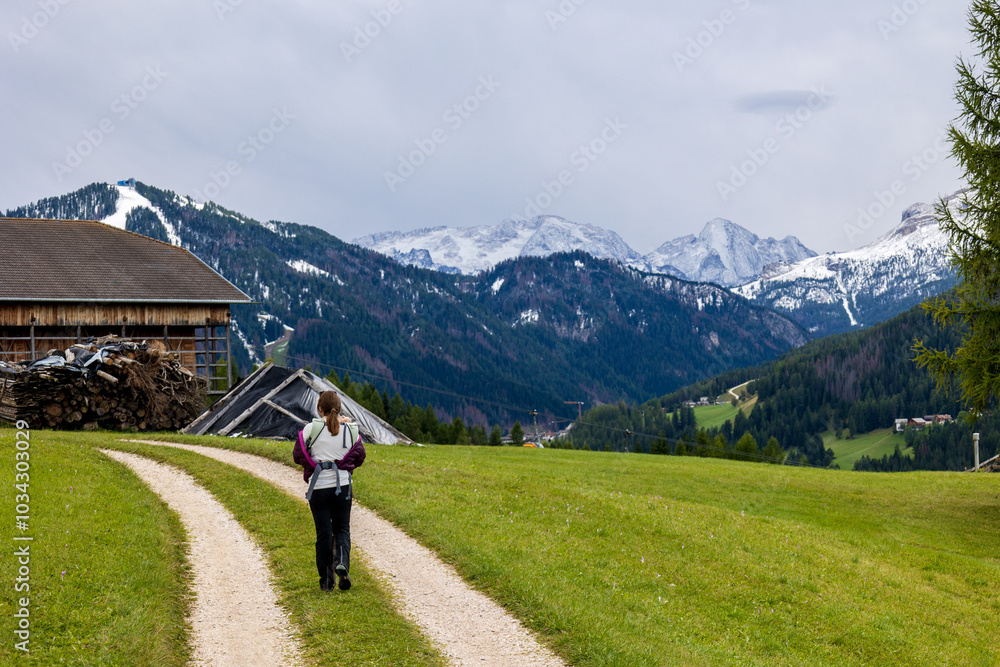 Autumn trekking in Alta Badia