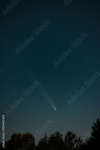 Comet C/2023 A3 (Tsuchinshan-ATLAS) seen over Warsaw, Poland