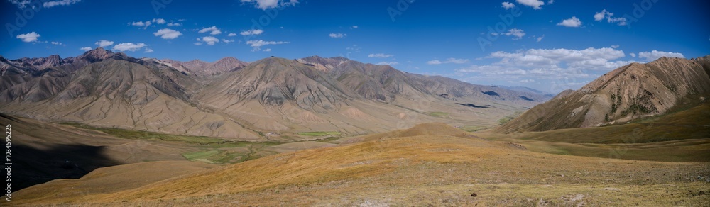 Fototapeta premium panorama of the mountains