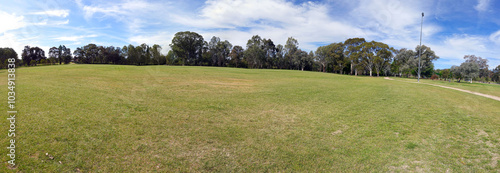Quadro em tela A panoramic of greenfield with bushland at Willow Park, Wodonga, Victoria, Austr
