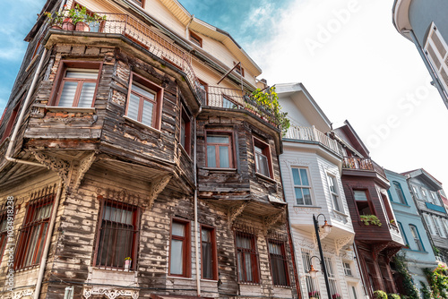 Historical streets of Arnav...