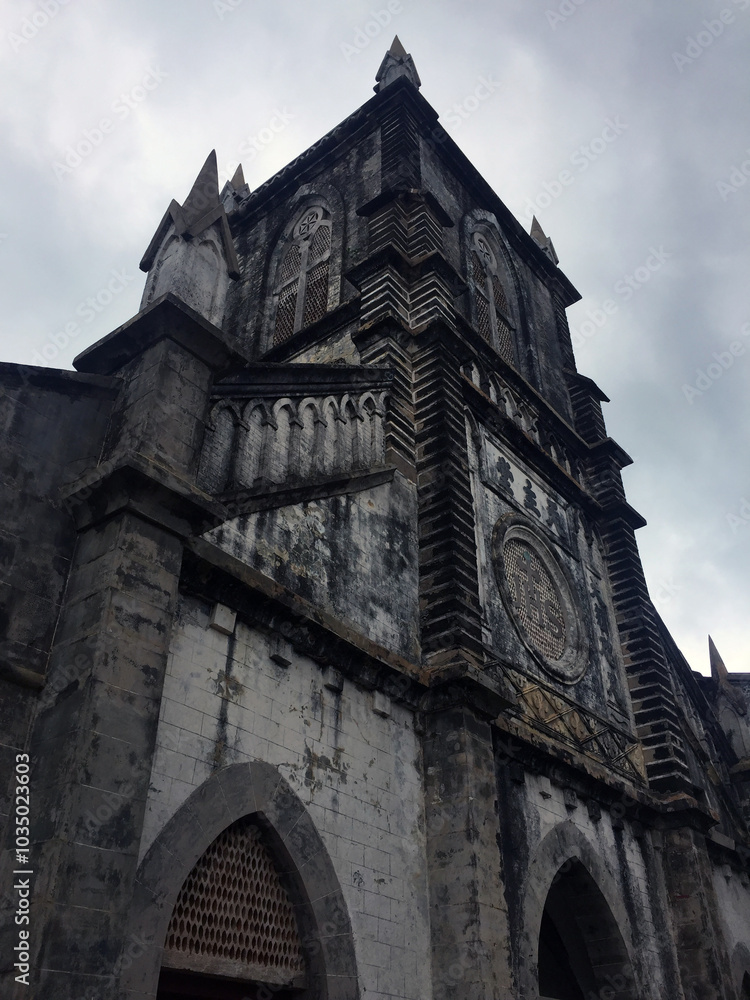 Fototapeta premium Deserted Church
