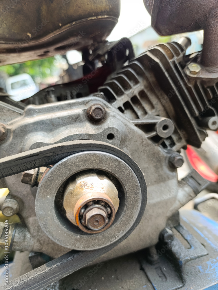 Belt drive of diesel engine air compressor Belt drive of diesel engine air compressor
