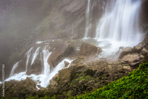 Nebel am Stuibenfall photo