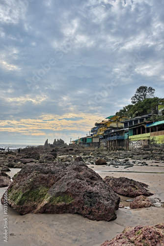 Obraz na płótnie The Charm of Arambol Main Beach w salonie
