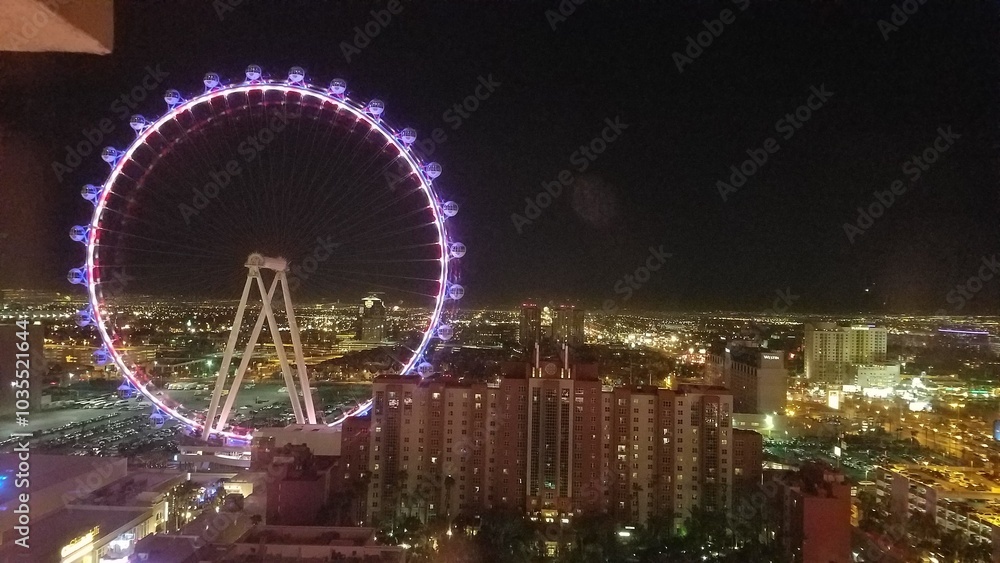 Obraz premium Las Vegas Lights, Pods on Giant Ferris Wheel Lit Up, High Roller 