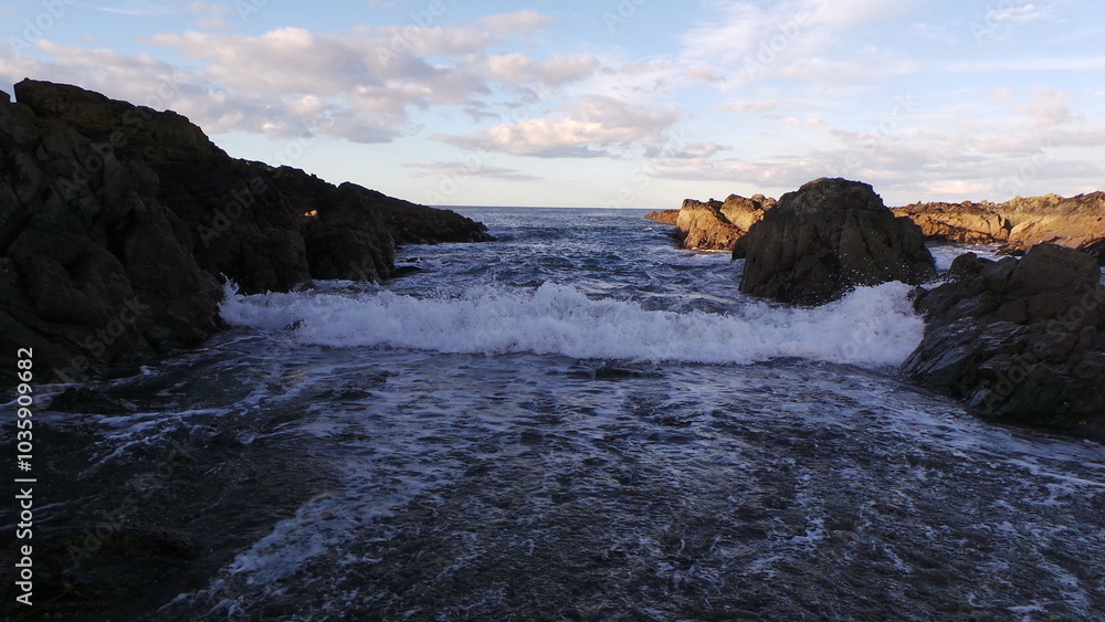 Obraz premium Waves crashing 