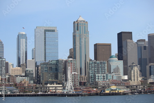 Seattle city skyline at dusk