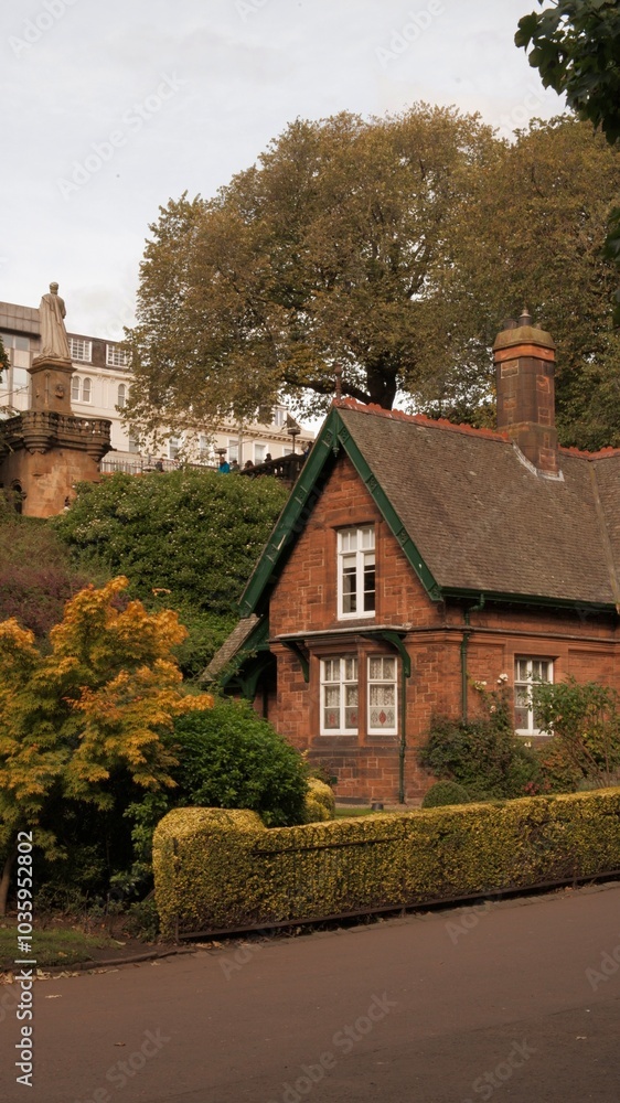 Fototapeta premium Garden Cottage in Princess Street park
