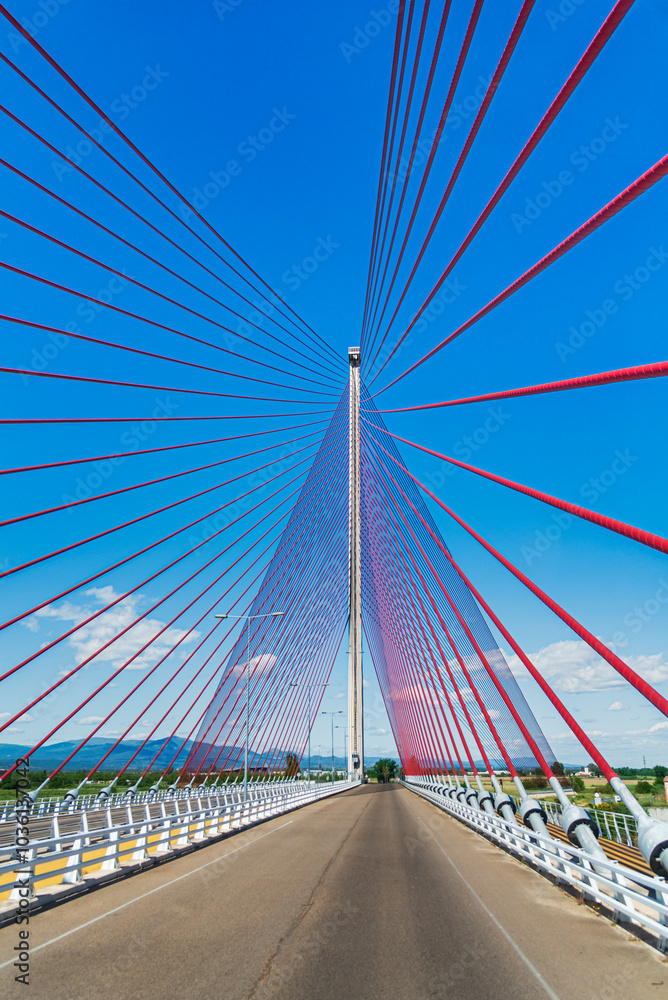 Obraz premium Castilla la Mancha Bridge, view from the road, Talavera de la Reina, Toledo.