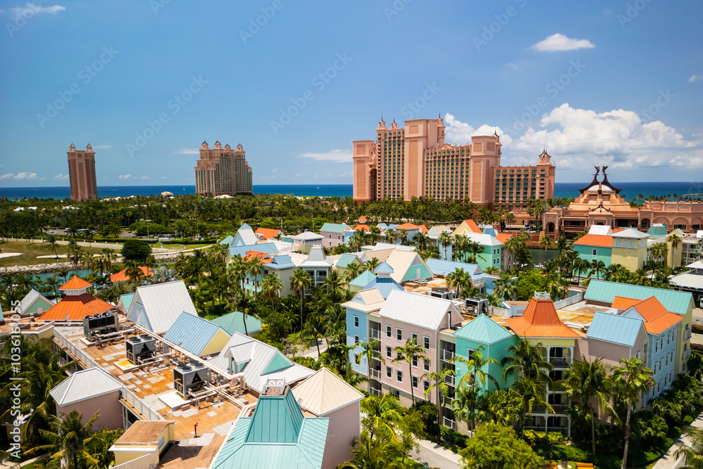 Obraz premium Atlantis Hotel on Paradise Island in Nassau, Bahamas, aerial view.