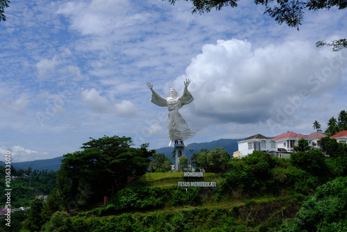 Indonesia Manado - Yesus Memberkati Statue - Jesus statue