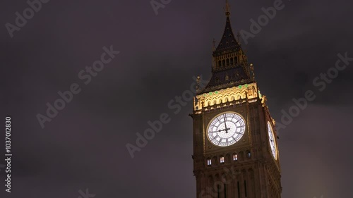 London, Westminster: Elizabeth Tower (Big Ben) at night, time lapse video, 4k