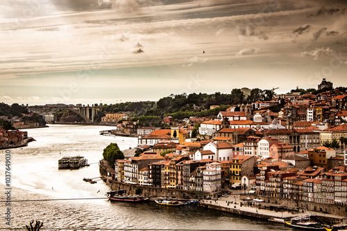 Porto visto da ponte dom Luis