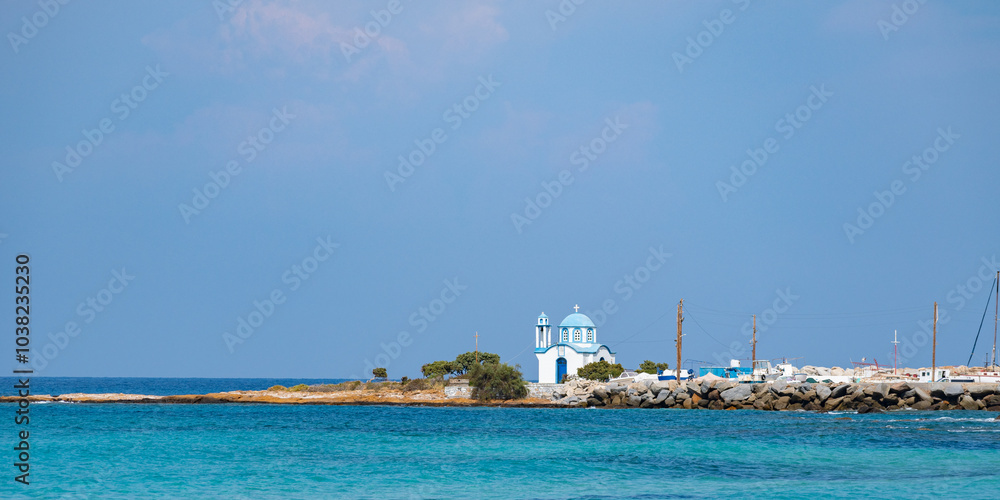 Obraz premium Traditional church in Gialiskari, Ikaria island
