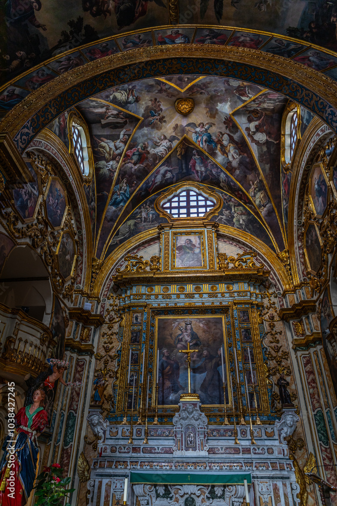 Intérieur de la Chiesa Rettoria Santa Maria della Purità, Gallipoli, Pouilles, Italie Intérieur de la Chiesa Rettoria Santa Maria della Purità, Gallipoli, Pouilles, Italie