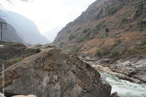 Nujiang canyon