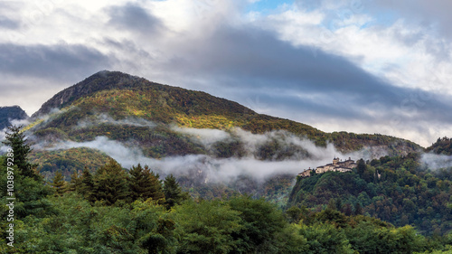 Panorama monti della Valsesia con Sacro monte di Varallo Sesia 