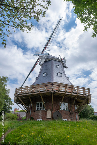 Historische Windmühle, Wyk, Föhr, Nordsee-Insel, Nordfriesland, Schleswig-Holstein, Deutschland, Europa photo