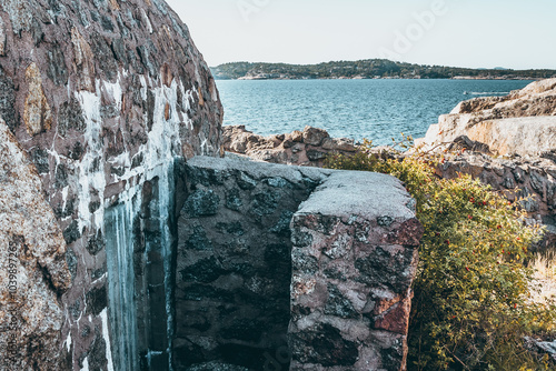 Obraz na płótnie Old Military Structure of Folehavna Fort by the Sea in Sandefjord, Norway w salonie