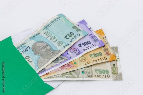 Obraz na płótnie Indian currency 500 rupee bank note on white background, Five hundred Indian rupee bank paper currency note, Group of money stack of 500 Indian Rupee banknote. w salonie