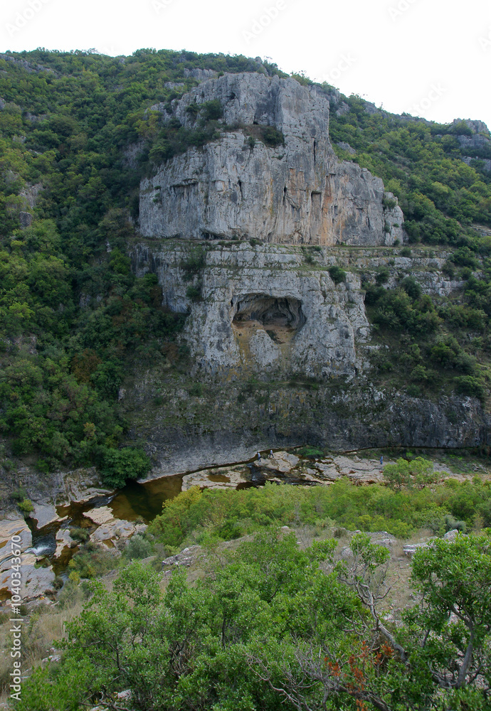 Ballikayalar Canyon is located in Gebze, Turkey. It is a popular tourist area.
Ballikayalar Canyon is located in Gebze, Turkey. It is a popular tourist area.