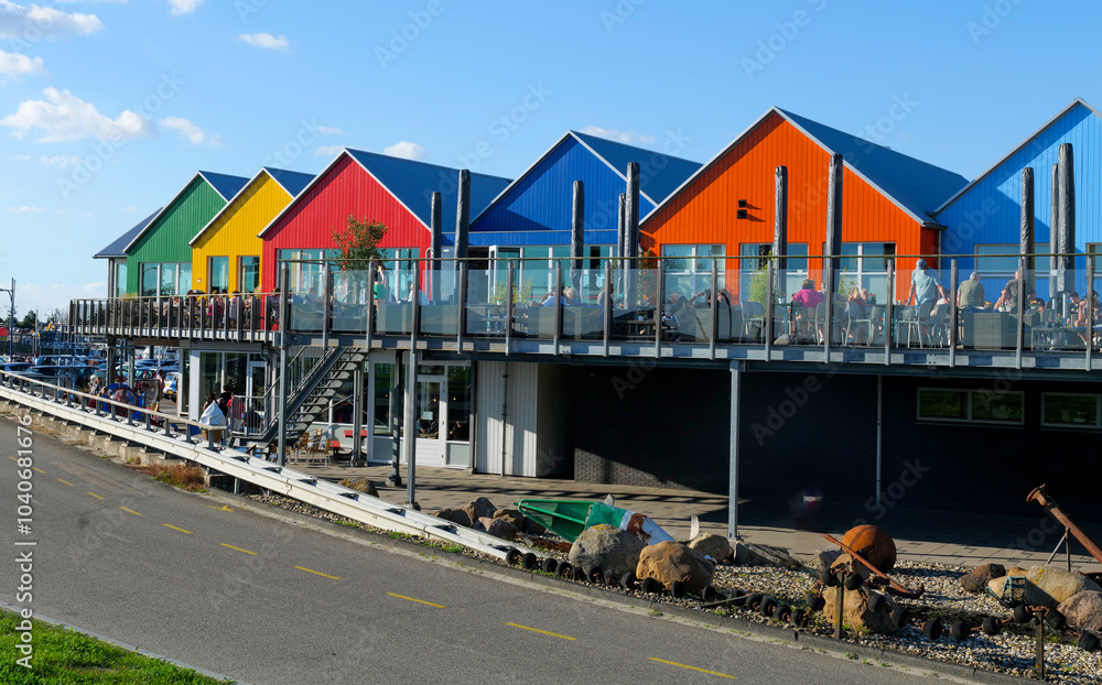 Obraz premium Lauwersoog, Holland, Provinz Friesland, Hafenszene