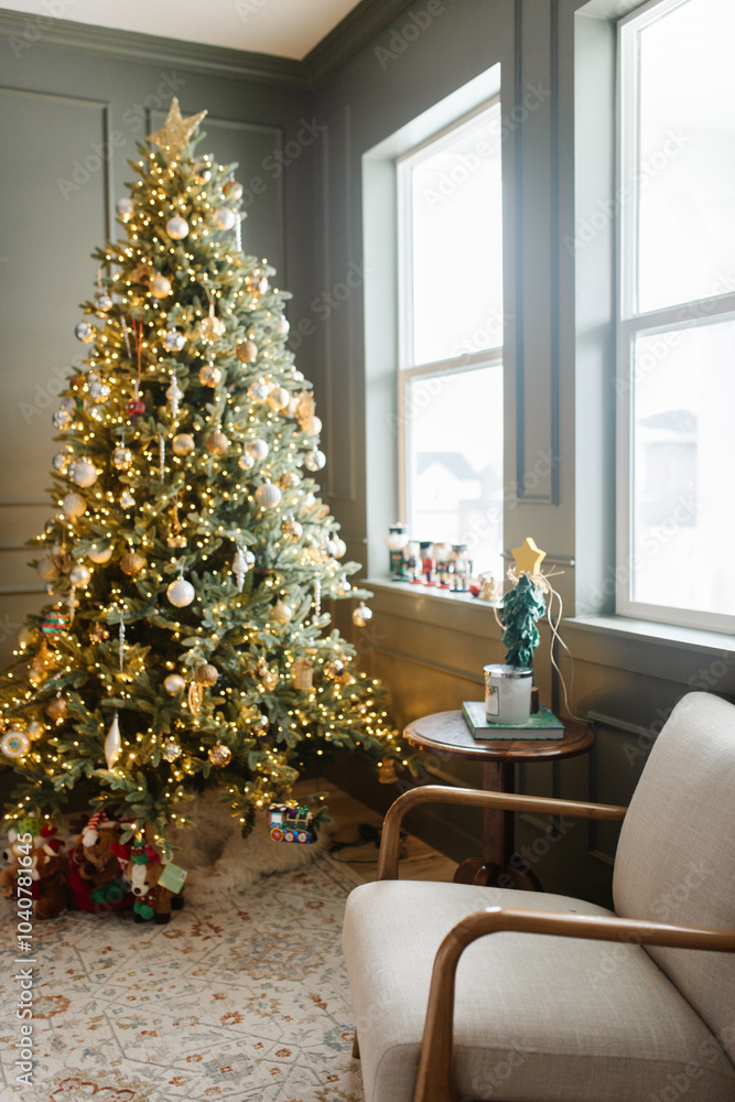 christmas tree in room christmas tree in room