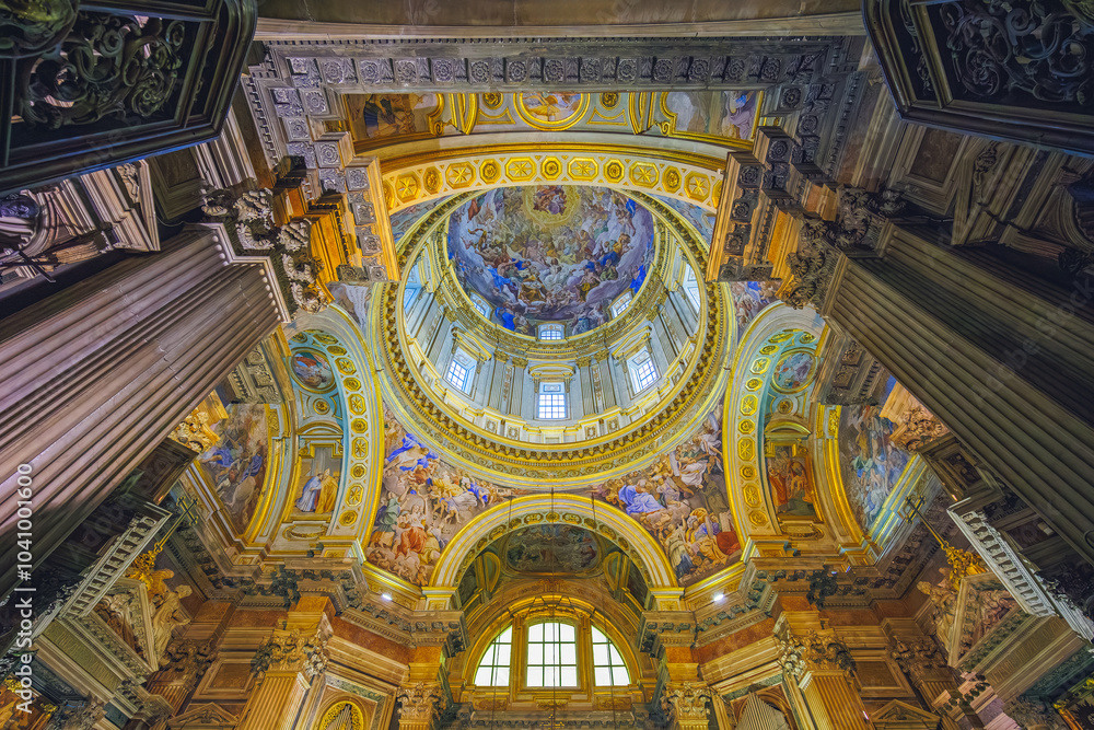 Obraz premium Cattedrale cathedral Metropolitana di Santa Maria Assunta better known as Duomo di Napoli, the Reale Cappella del Tesoro di San Gennaro