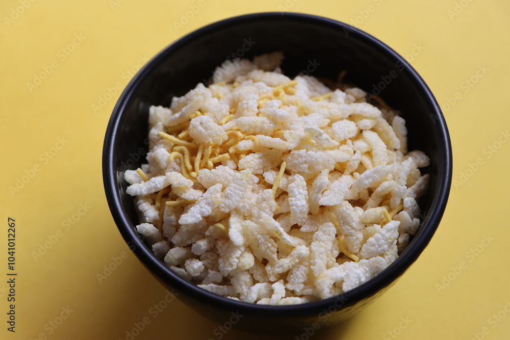 Puffed rice mixture, namkeen diet chiwda, Indian snack Puffed rice mixture, namkeen diet chiwda, Indian snack