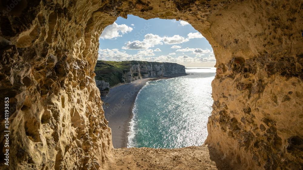 Fototapeta premium the panda's eye of the famous chalk cliffs of Étretat. Panorama of the cliffs, Normandy in France in September 2024