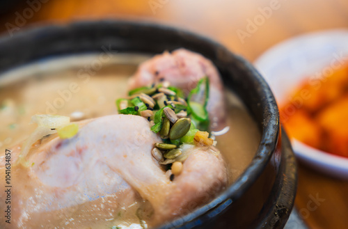 Obraz na płótnie 韓国料理 参鶏湯 w salonie