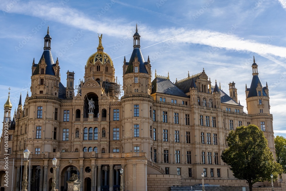 Picturesquely located on an island in Lake Schwerin, Schwerin Castle with its numerous towers is a fairytale castle that you couldn't imagine being more beautiful
